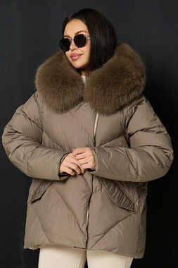 Короткий пуховик с накладными карманами