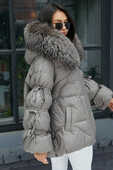 Теплый зимний пуховик с мехом