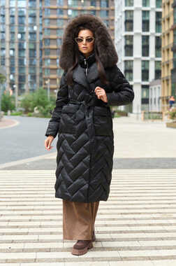 Пуховик Vivilona белый с мехом вдоль молнии